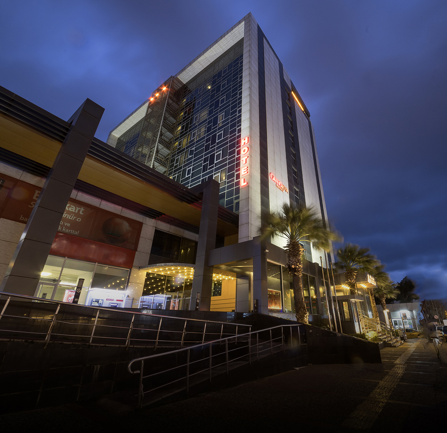 Grand Asya Hotel
